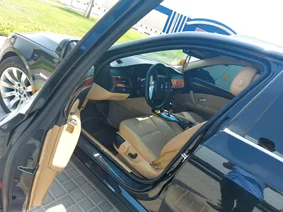 2009 BMW 5-SERIES 照片 2