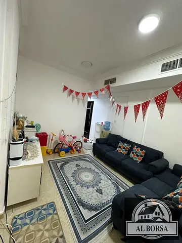 🏡🔥 **للإيجار الشهري شقة مفروشة في الروضة 2 – عجمان | غرفة وصالة | فقط 2,900 درهم شامل الفواتير** 🔥🏡