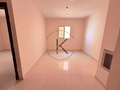 1 BHK APARTMENT FOR FAMILY NEAT AND CLEAN BULDING // NEAR GALAXY SUPERMARKET