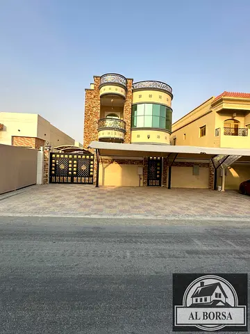Villa for rent in Al Yasmin, 5 master bedrooms, living room, majlis, kitchen and maid's room