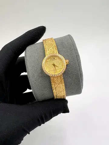 Brand new women's watch