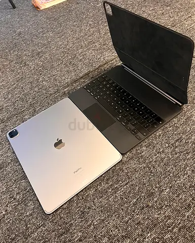 iPad Pro 12.9” M2 1TB 16GB + Original Magic Keyboard