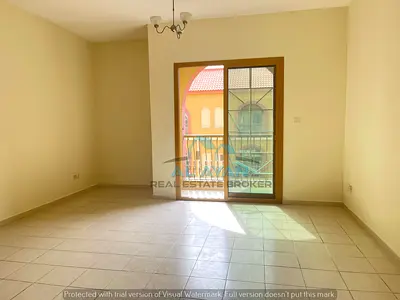 STUDIO FOR RENT WITH BALCONY IN SPAIN CLUSTER