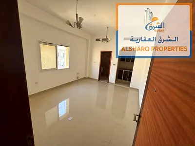 استديو مساحه كبيره مطبخ منفصل موقع خدمي ومتميز وقريب من كل الخدمات
