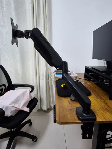 Articulating Single Monitor Arm Mount - Heavy Duty, Fully Adjustable