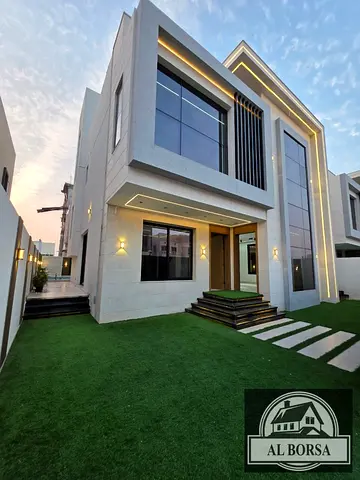 🌟 Luxury Villa for Sale in Al Zahia – Luxurious Finishes and a Prime Location 🌟 For those seeking upscale living in one of Ajman's most desirable a