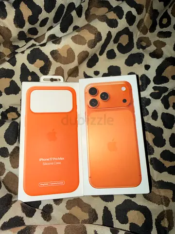 iPhone 17 pro max orange 256gb with apple care+