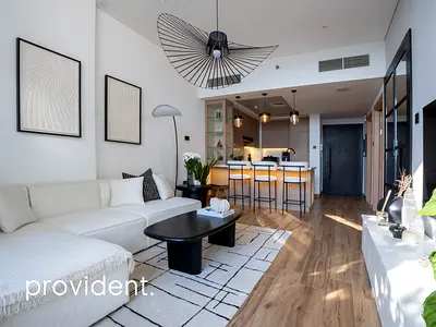 European Finishes | Fully Furnished | Upgraded