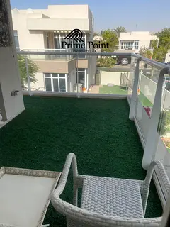 4 BEDROOM VILLA // CORNER UNIT // MOTIVATED SELLER