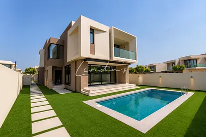Corner | Large Plot | Private Pool | 4BR+Maid