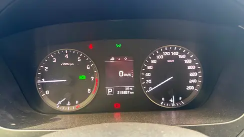 2016 Hyundai SONATA photo 5