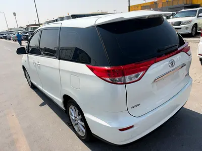 2014 Toyota PREVIA — миниатюра 4