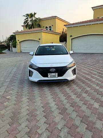 2019 Hyundai Ioniq Hybrid GCC – 900KM Range – AED 120 Full Tank