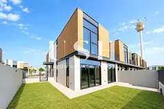 CORNER UNIT | BRAND NEW | GENUINE SELLER | CLOSE TO COMMUNITY ENTRANCE & AMENITIES
