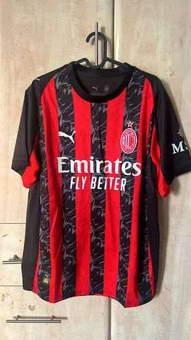 (URGENT SALE) Ac milan 25/26 Jersey XL