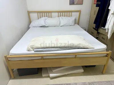 Rash bed wood size king