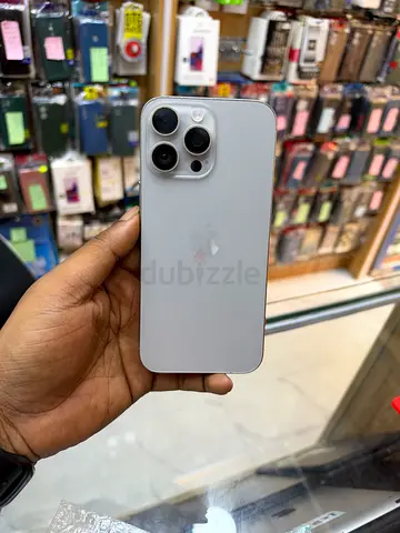 Iphone 16 pro max 256 just display changed
