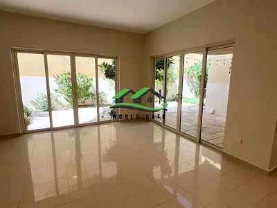 Single Row 4BR + Maid Villa Community View Vacant Now
