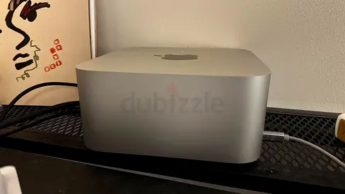 Apple Mac Studio M5 ULTRA 256GB unified memory 1TB storage + Applecare OPENED BUT AS NEW