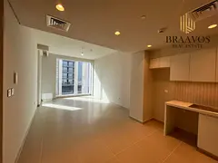 1 Bedroom Apartment | Harbour Gate Tower 1 | Downtown Creek View