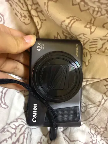 Canon PowerShot compact digital camera sx720 -good working condition