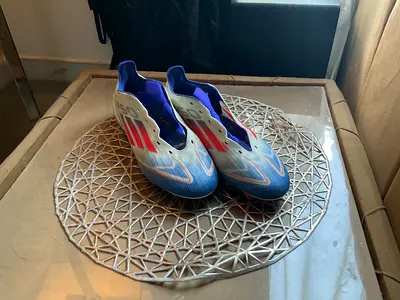 F50 boots 40 size,pro version