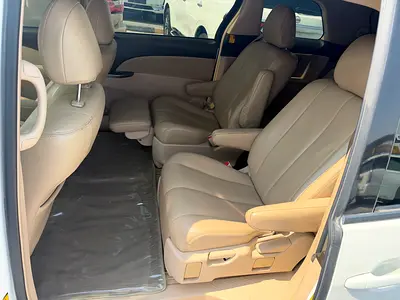 2014 Toyota PREVIA — миниатюра 5