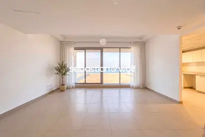 Exclusive | Duplex | Partial Sea View | Vacant