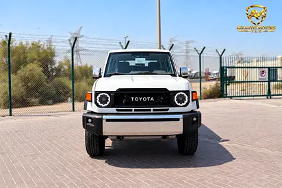 Toyota Land Cruiser 70 Series LC 76 LX