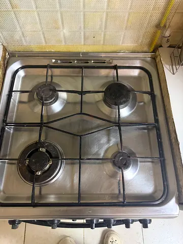 Cooking Stove / Oven in good Working Condition