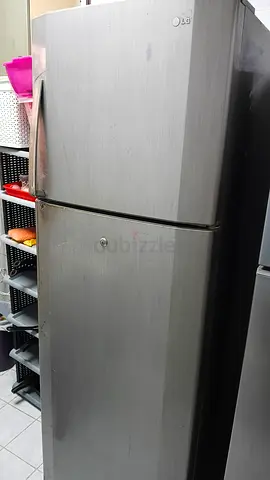 Lg 400 litres refrigerator for sale