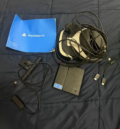 PlayStation VR Headset + Camera