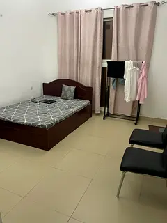 Sharing Accommodation for Working Couples