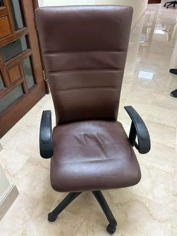 16 Brown Chairs – Good Condition | Available for Sale