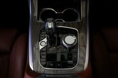 2019 BMW X7 — миниатюра 14