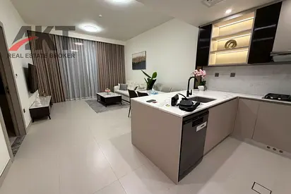BRAND NEW FULLY FURNISHED 1 BED/ VACANT AND READY