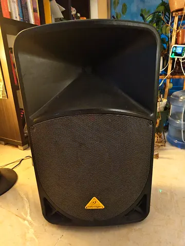 B115W Behringer 1000w outdoor speakers * 2