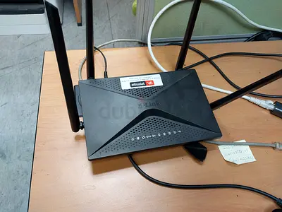 D-Link 853 Wi-Fi Router with Open-WRT OS