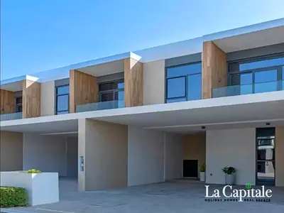 LUXURY TOWNHOUSE | BACKING GREENBELT | VACANT