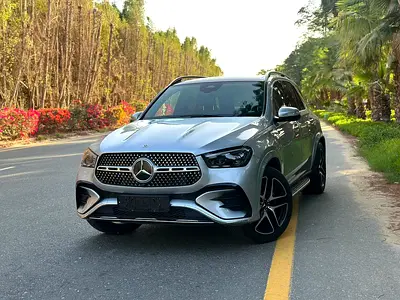 2025 Mercedes-Benz GLE 350 4MATIC | Like New | Warranty | 6000 KM | 2.0L Inline-4 | 255 HP