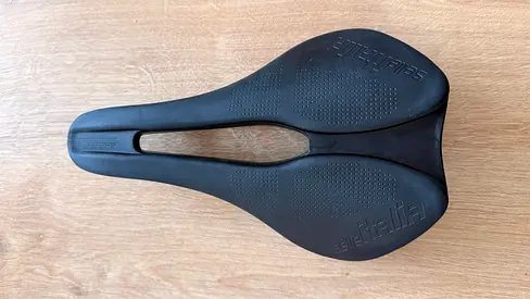 Bicycle Saddle Selle Italia - Comfort Cutout, Black