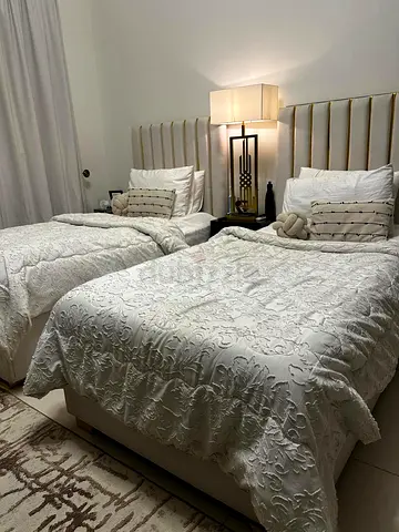 Pair of Customised Single Beds with Headboards and Bedding with Quilt Set Excellent Condition