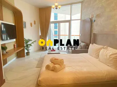Furnished Studio | Canal View | Inviting Balcony