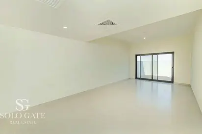 Single Row | 2BR+Maids | Rented | High ROI