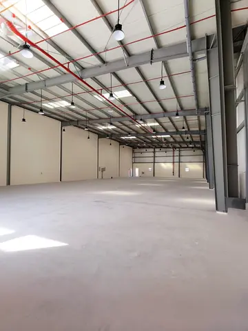 MAIN ROAD,GOOD LOCATION,5500 SQFT,28 KW POWER,RENT 260 K