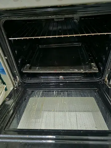 Used Built-in Electric Oven — Good Working Condition collect ASAP