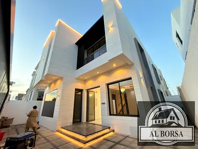 🏡 للبيع فيلا جديدة في الياسمين – عجمان، دورين + روف، 5 غرف ماستر + مجلس + صالة + مطبخ جاهز + غرفة خادمة، تصميم حديث وراقي.