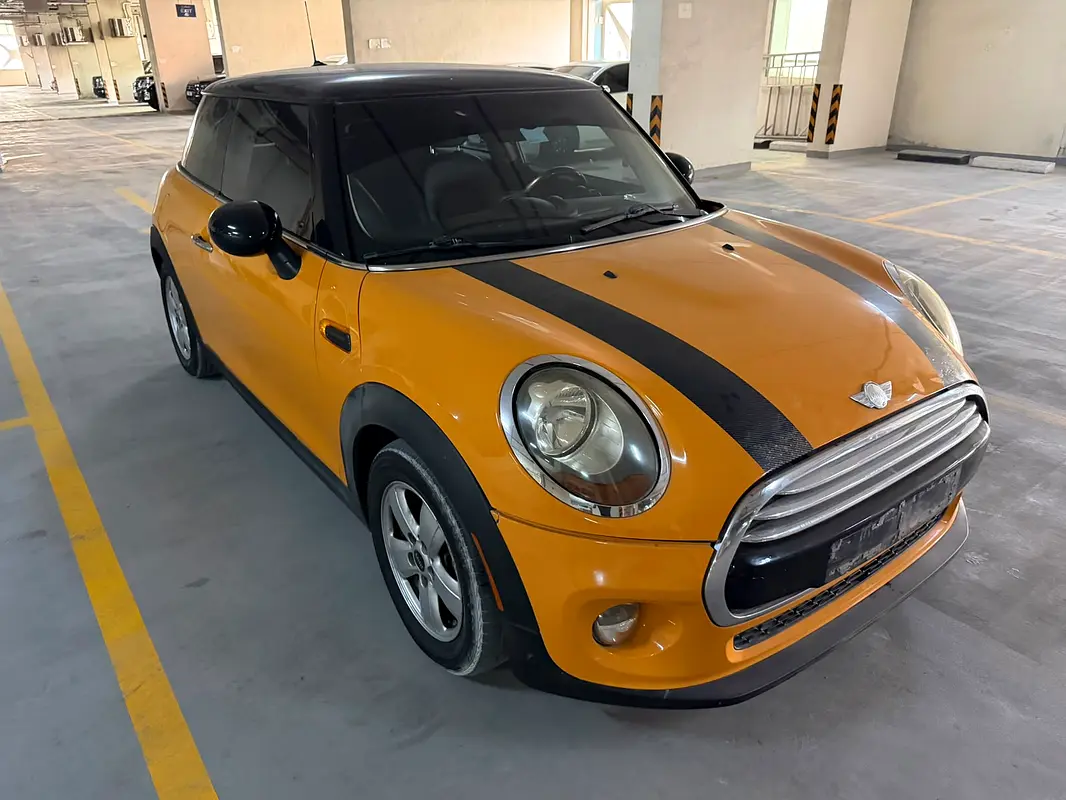 2016 MINI Cooper Cooper