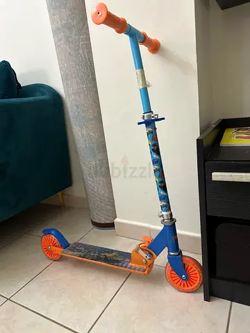 Kids three-wheel scooter - blue/orange, good used condition