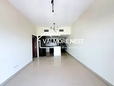 SPECIOUS APARTMENT | WELL MAINTAINED | PRIME LOCATION